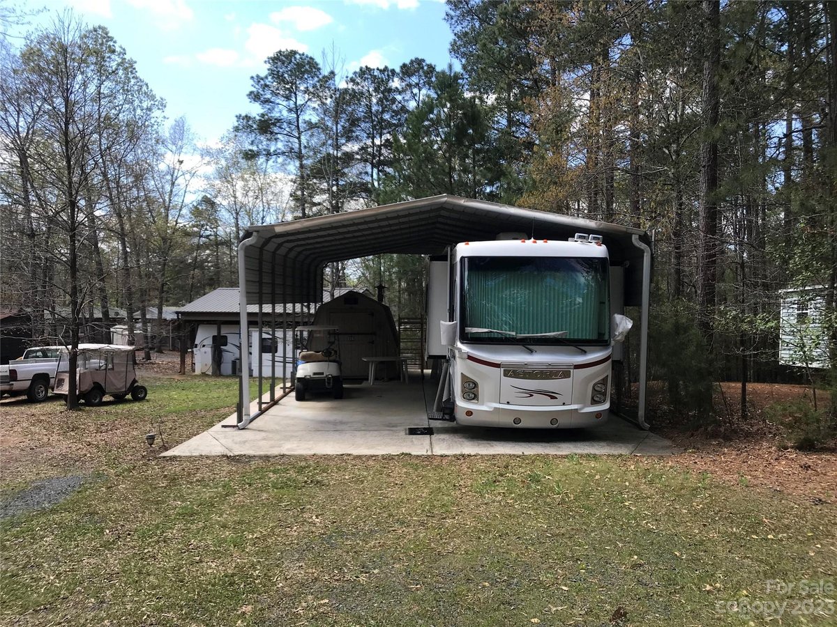 116 DRIFTWOOD TRAIL H234, MOUNT GILEAD, NC 27306 Twin Harbor Happy Place