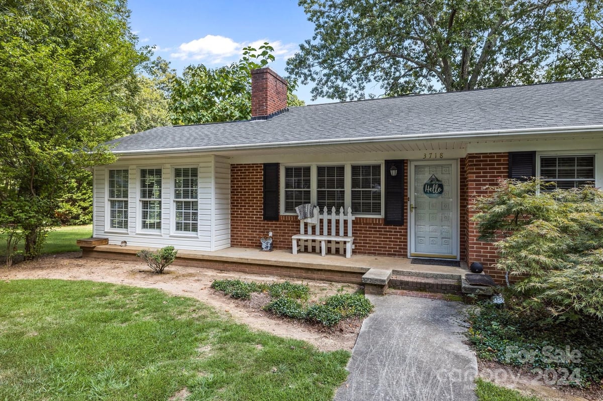 3718 CHAPEL GROVE SCHOOL ROAD, GASTONIA, NC 28052