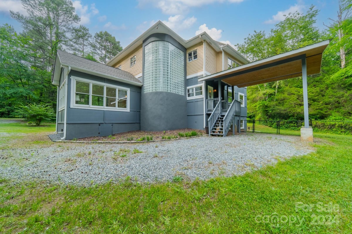 9821 HARVEST LANE, DAVIDSON, NC 28036