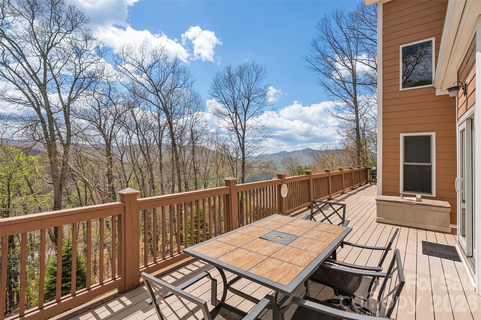 1033 Presidential Drive, Waynesville, NC 28786