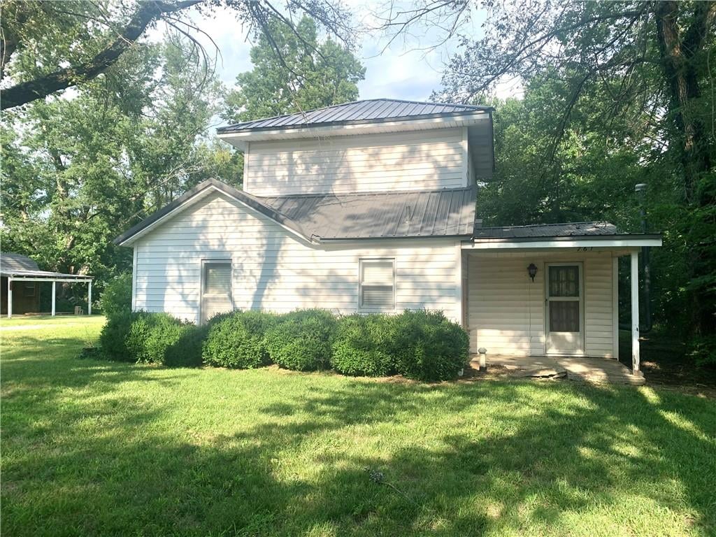 761 GARRISON STREET, FORT SCOTT, KS 66701 Lyons Realty Group