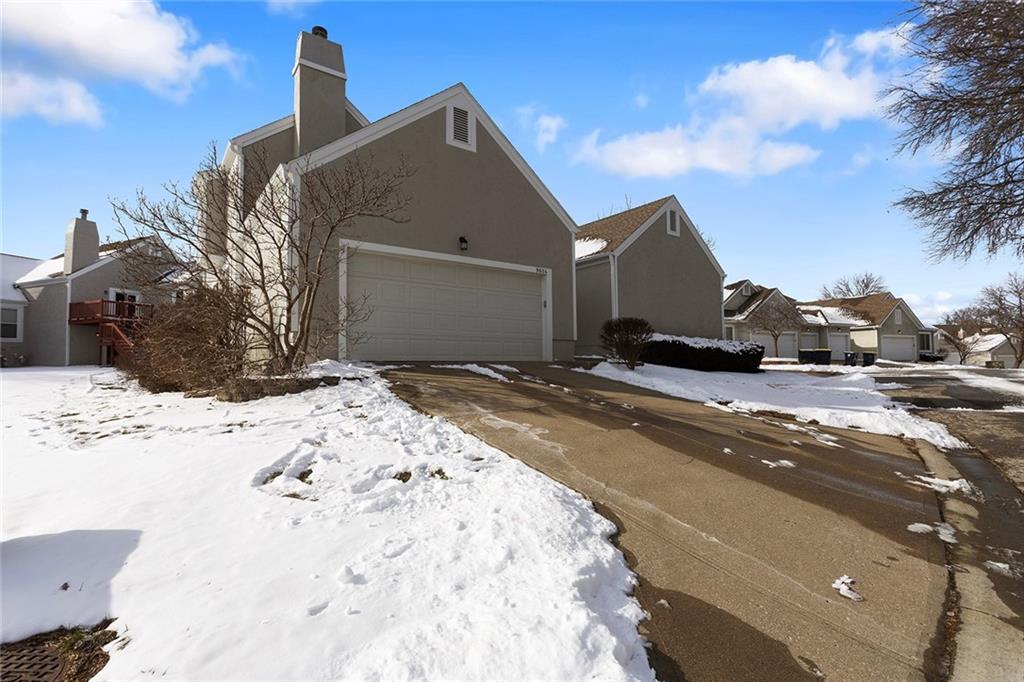 9614 NE CHERRY Court, Kansas City, MO 64155 photo