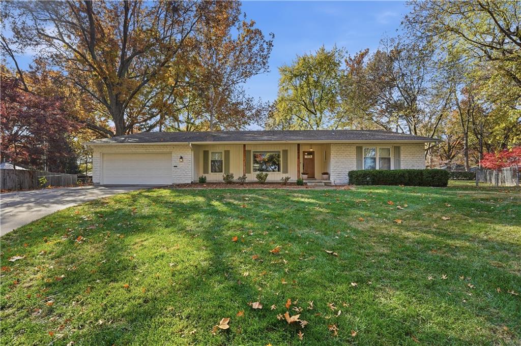 9930 Floyd Street, Overland Park, KS 66212 photo