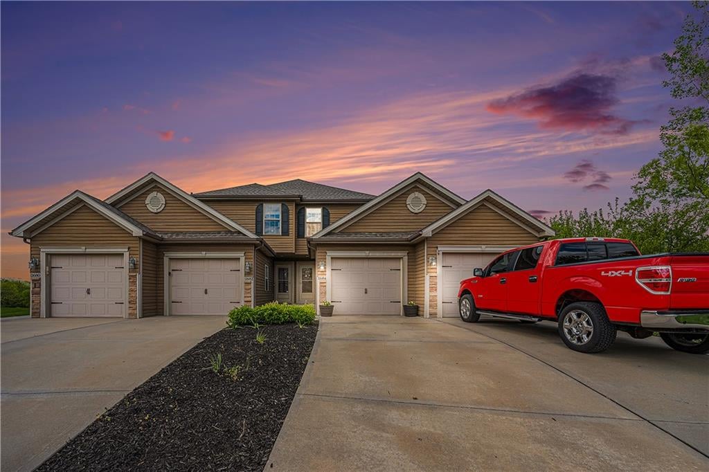 11684 N Ewing Avenue, Kansas City, MO 64156 photo