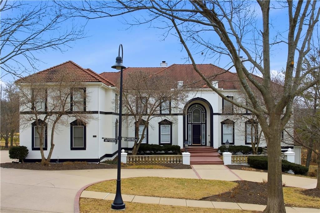 3109 W 118th Street, Leawood, KS 66211