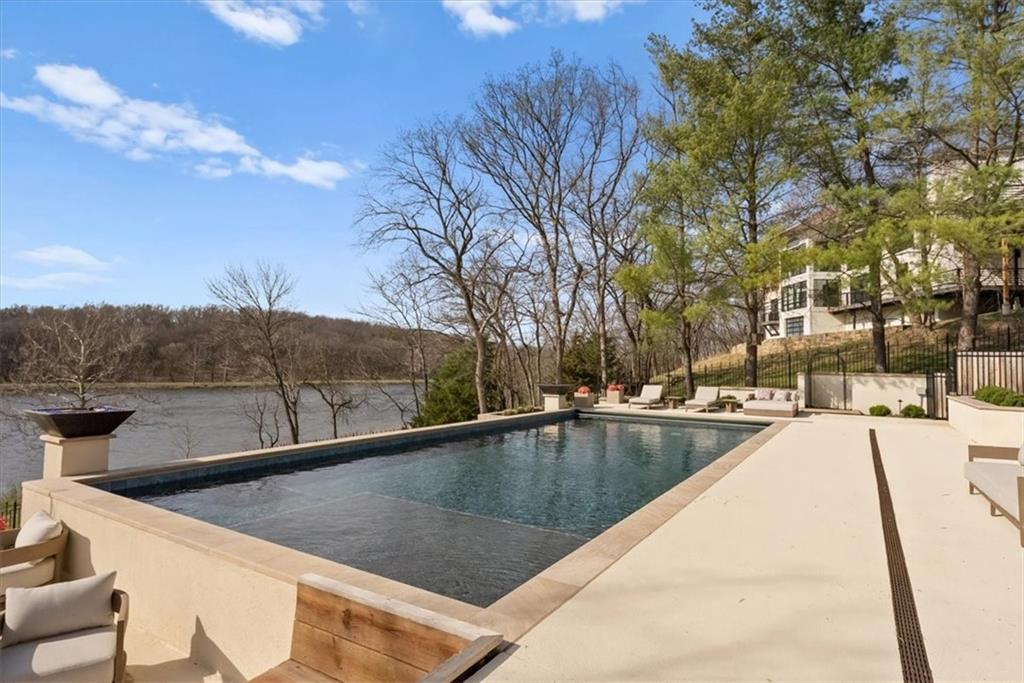17040 S Highland Ridge Drive