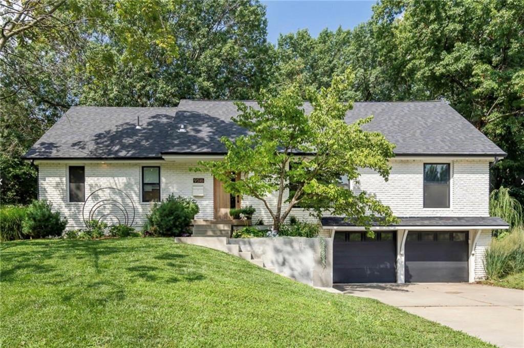 9516 Linden Street, Overland Park, KS 66207 photo