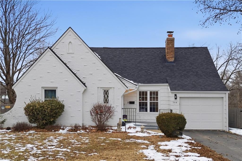 5218 N Spruce Avenue, Kansas City, MO 64119 photo