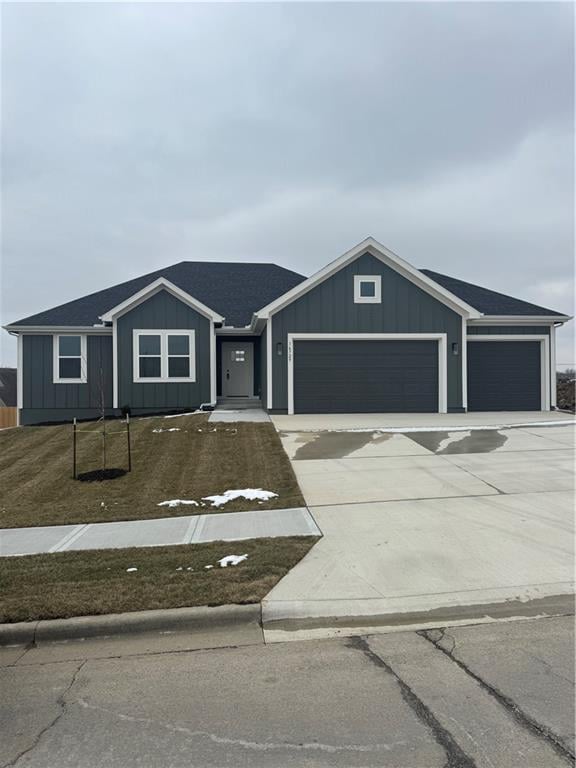 16729 Pinehurst Drive, Basehor, KS 66007 photo