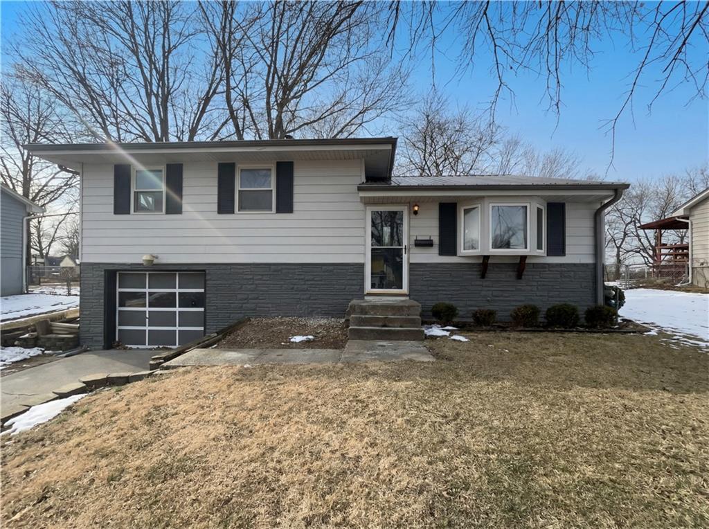 5342 N Palmer Avenue, Kansas City, MO 64119 photo