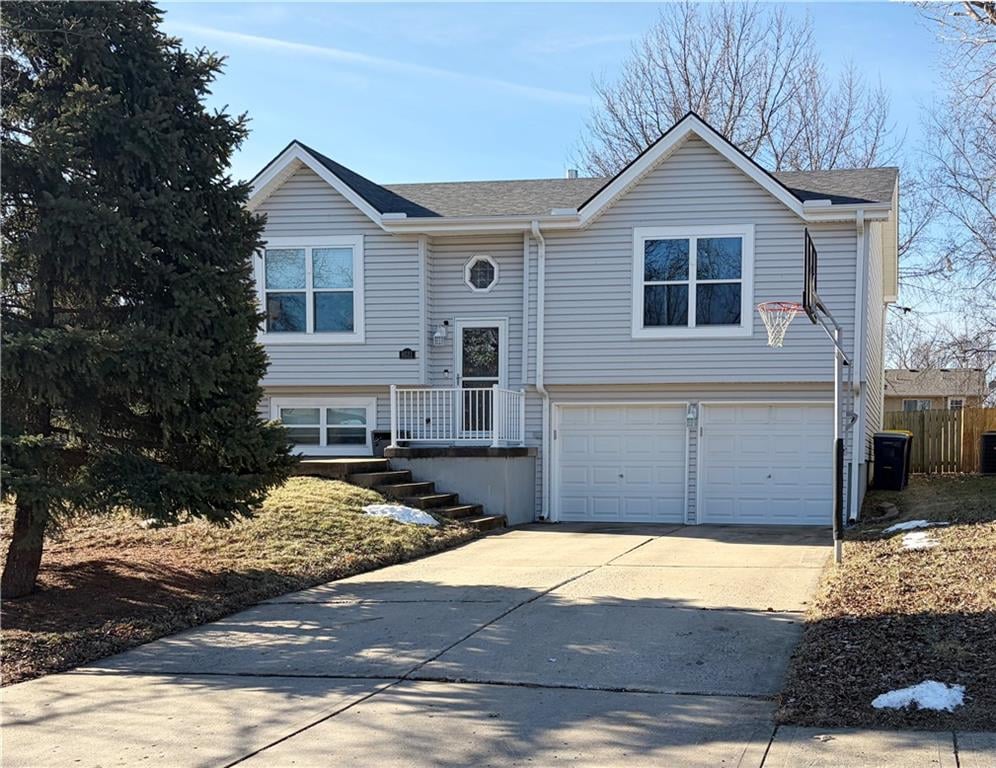 8531 NE 110th Terrace, Kansas City, MO 64157 photo