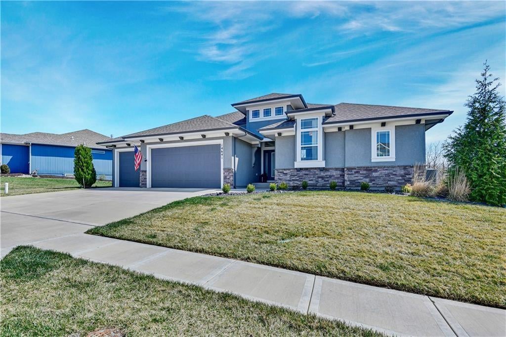 14641 Thousand Oaks Place, Parkville, MO 64152 photo