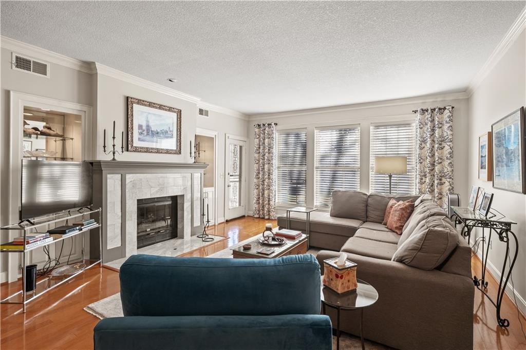 3936 Shawnee Mission Parkway, Fairway, KS 66205 photo