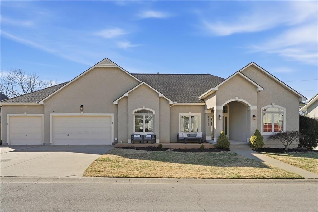 10308 Granada Lane, Overland Park, KS 66207 photo