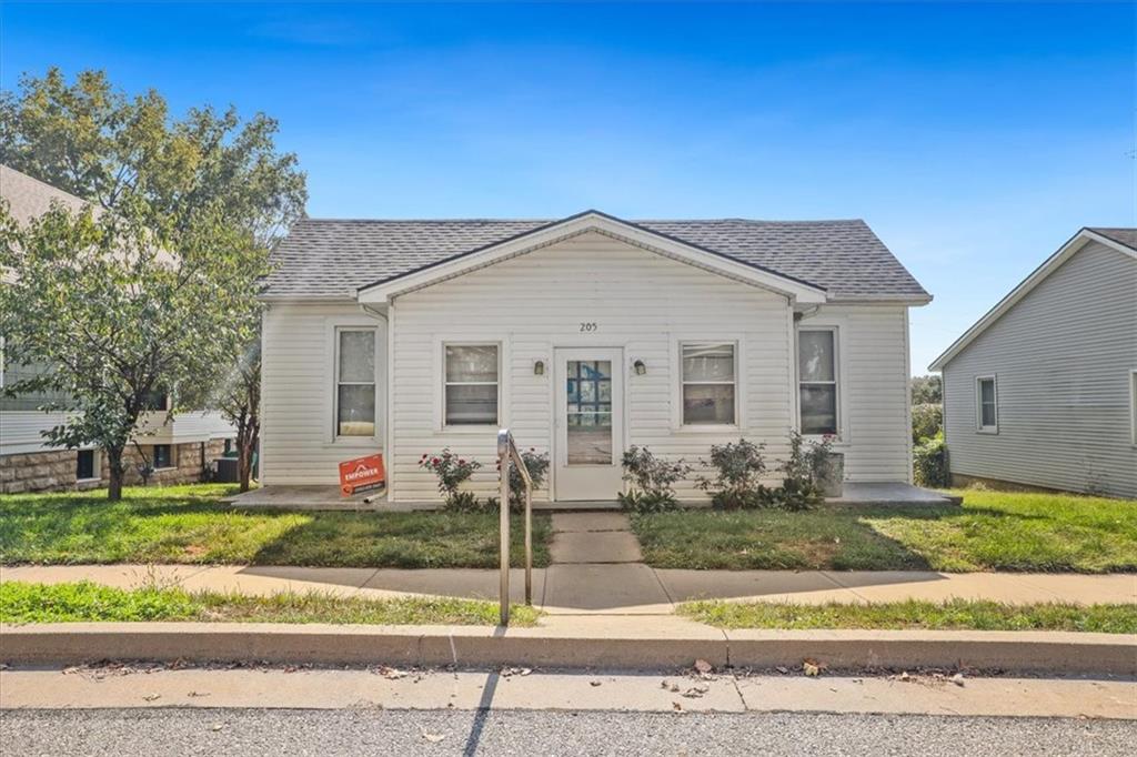 205 High Street, Platte City, MO 64079 photo