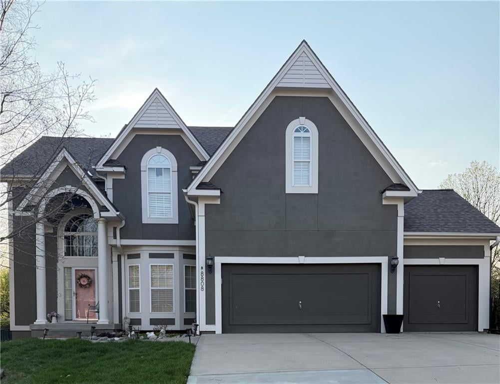 8808 N Oxford Avenue, Kansas City, MO 64157 photo