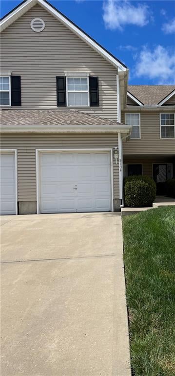 8104 N Lawn Avenue, Kansas City, MO 64119 photo