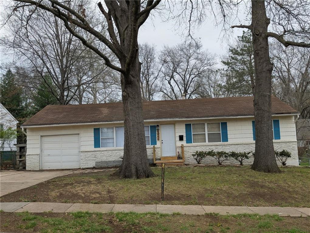 5600 W 101 Terrace, Overland Park, KS 66207 photo