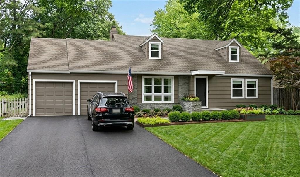 7633 Tomahawk Road, Prairie Village, KS 66208 photo