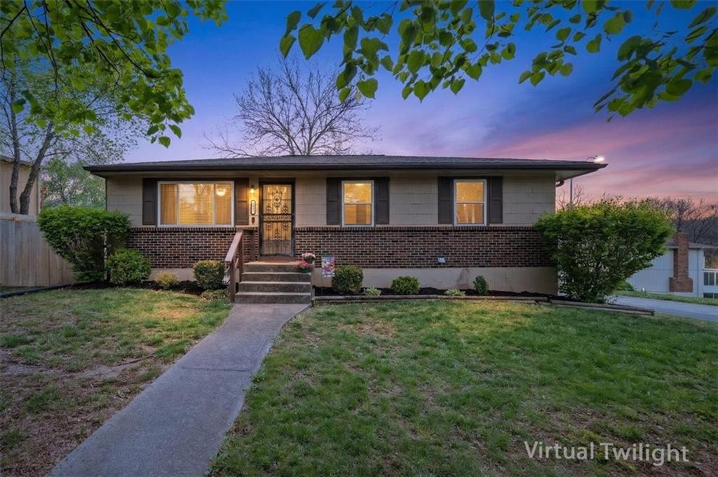 6437 N Mercier Street, Kansas City, MO 64118 photo