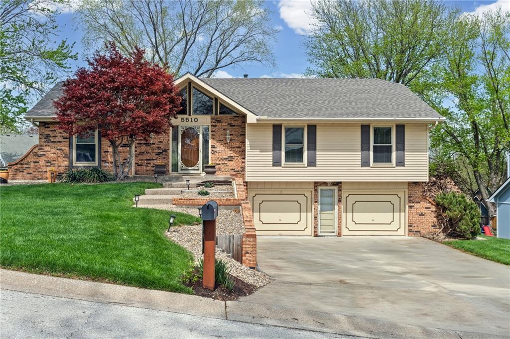 5510 NW Raintree Drive, Kansas City, MO 64152 photo