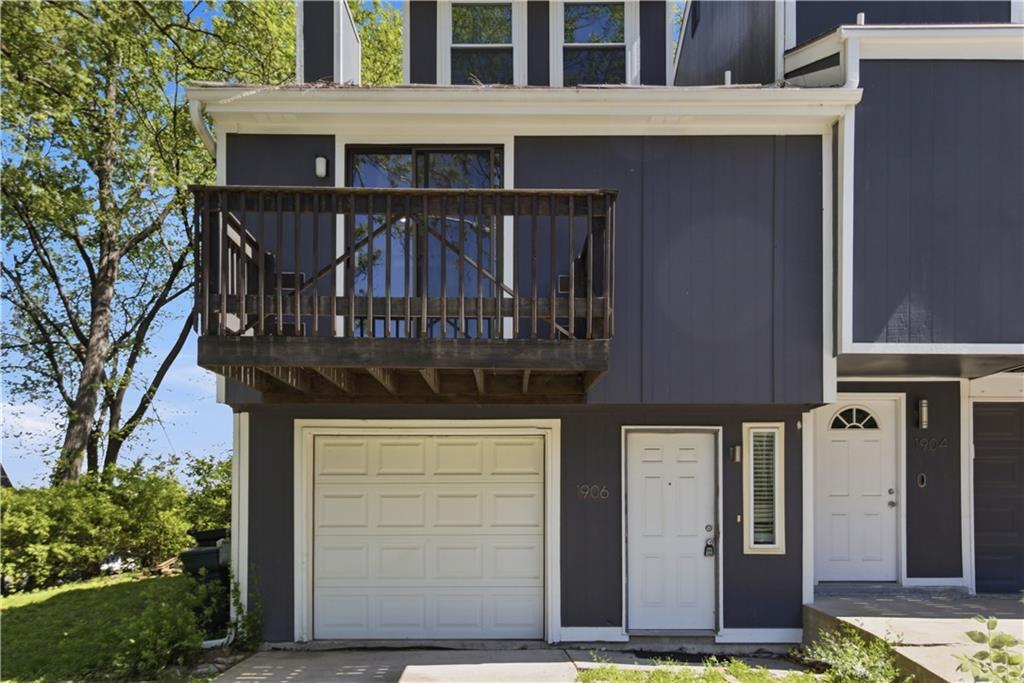 1906 Lawrence Court, Kansas City, KS 66103 photo