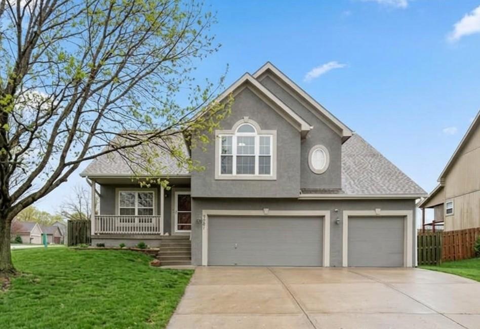 5501 NW 90th Street, Kansas City, MO 64154 photo