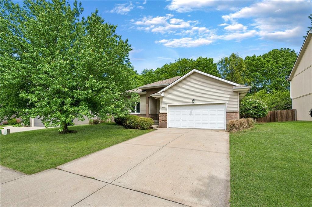 9123 N Oregon Avenue, Kansas City, MO 64154 photo