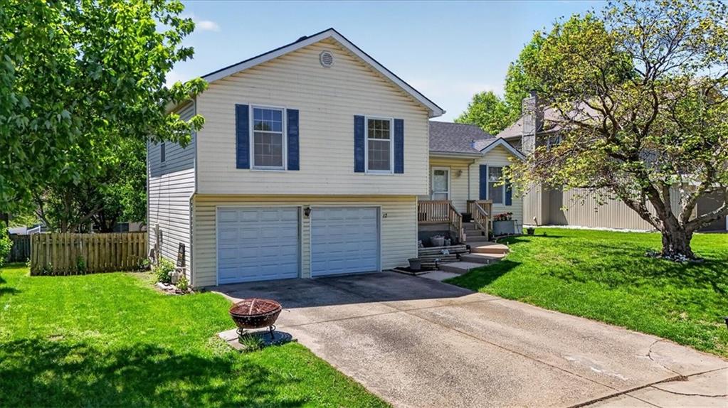 17 NW 102nd Terrace, Kansas City, MO 64155 photo