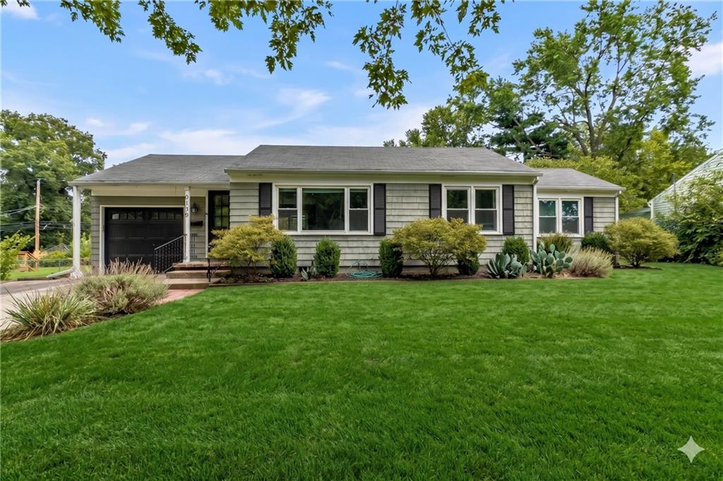 8139 Woodward Street, Overland Park, KS 66204 photo