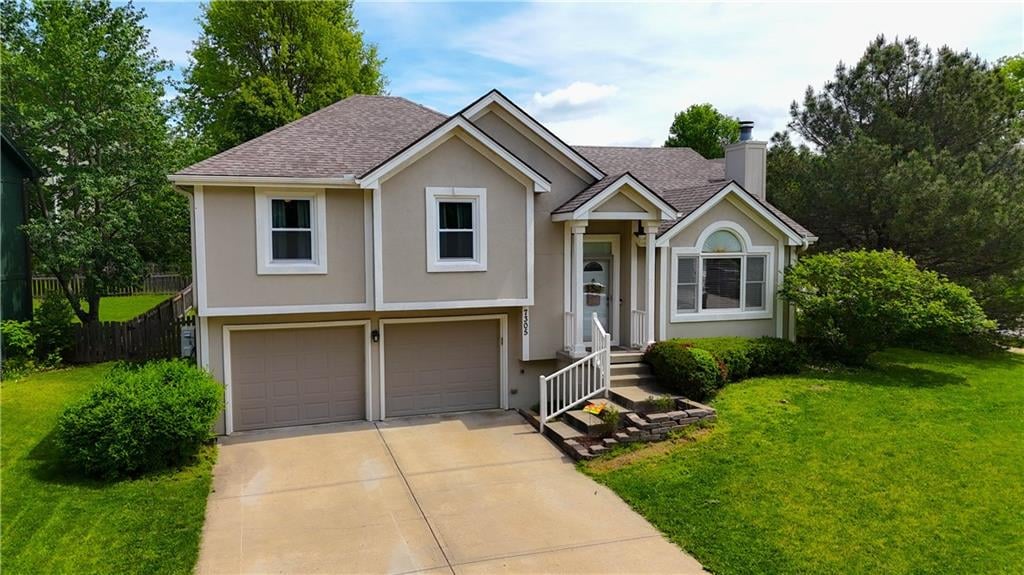 7305 N Richmond Avenue, Kansas City, MO 64158 photo