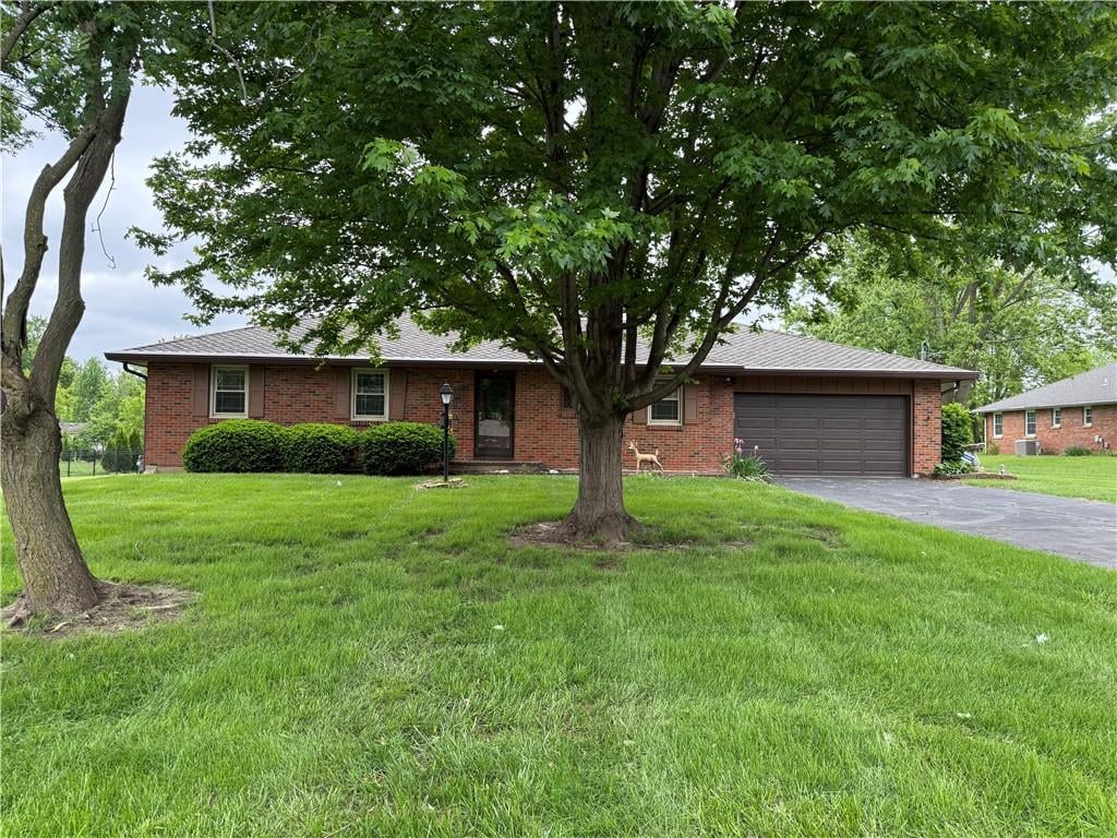 10413 W 49 Street, Shawnee, KS 66203 photo