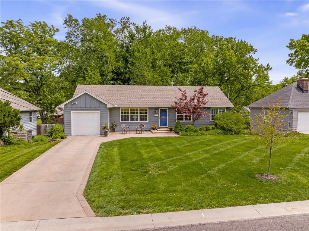 8705 CONSER Street, Overland Park, KS 66212 photo