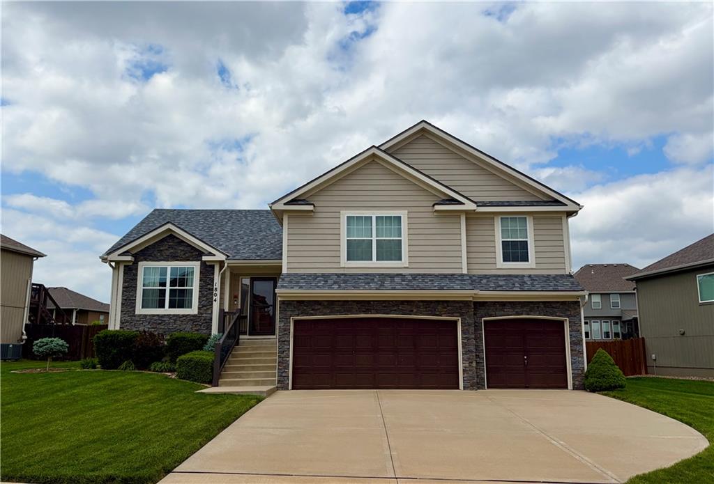 1804 NW 94th Terrace, Kansas City, MO 64155 photo