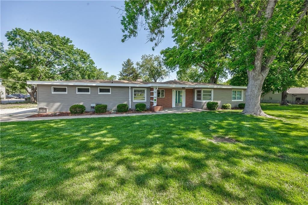 9316 W 80th Street, Overland Park, KS 66204 photo