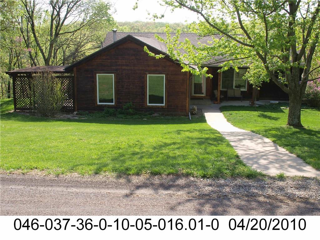 9051 HILLVIEW Drive, De Soto, KS 66018 photo