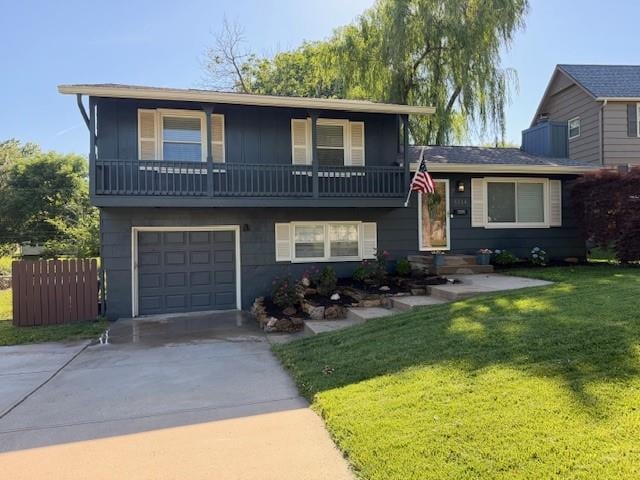 8914 Eby Drive, Overland Park, KS 66212 photo