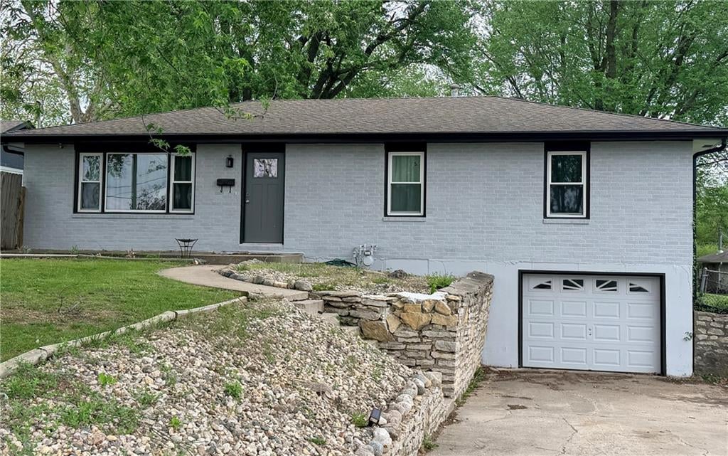 13101 NW Porter Road, Parkville, MO 64152 photo