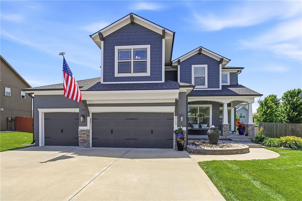 8209 103rd Street, Kansas City, MO 64157 photo
