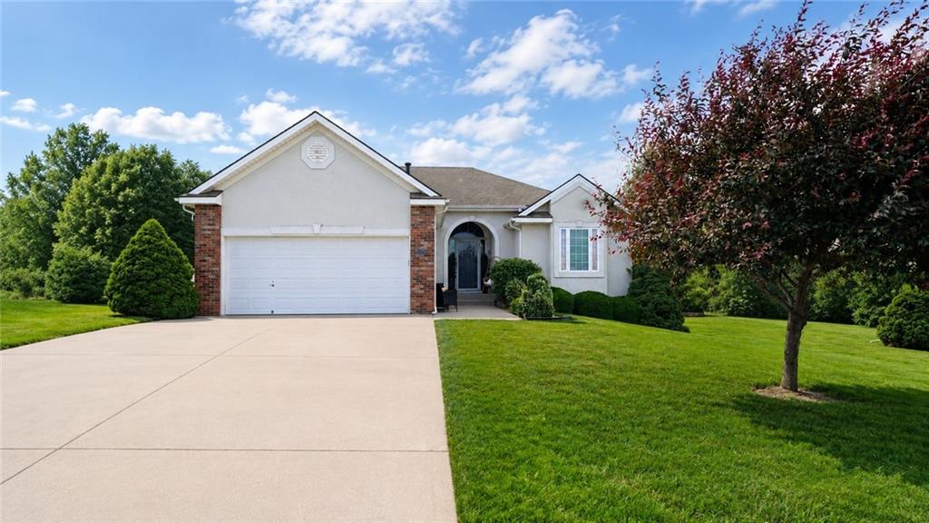 9428 N Ditzler Avenue, Kansas City, MO 64157 photo