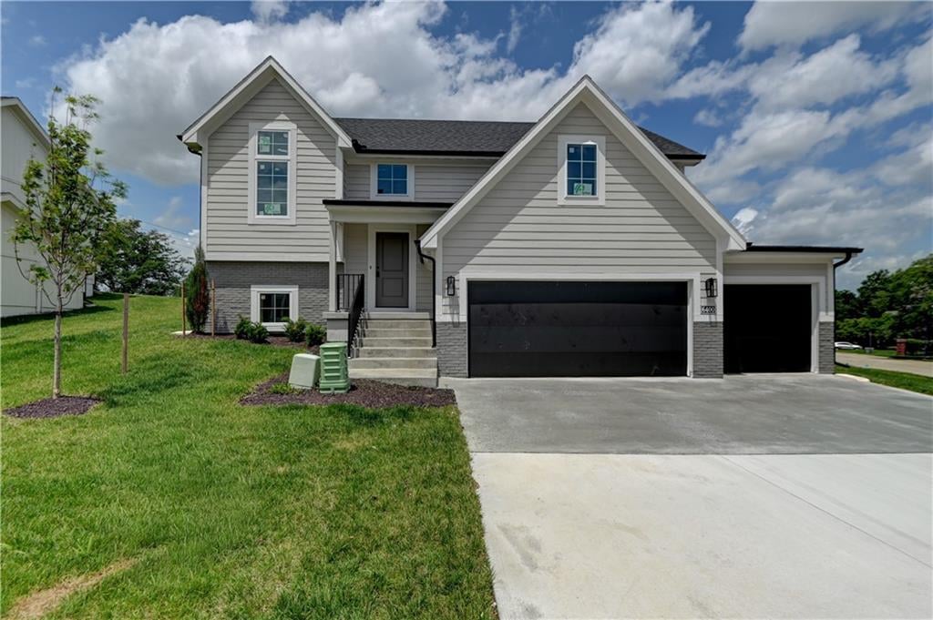 6400 NW 98th Street, Kansas City, MO 64153 photo
