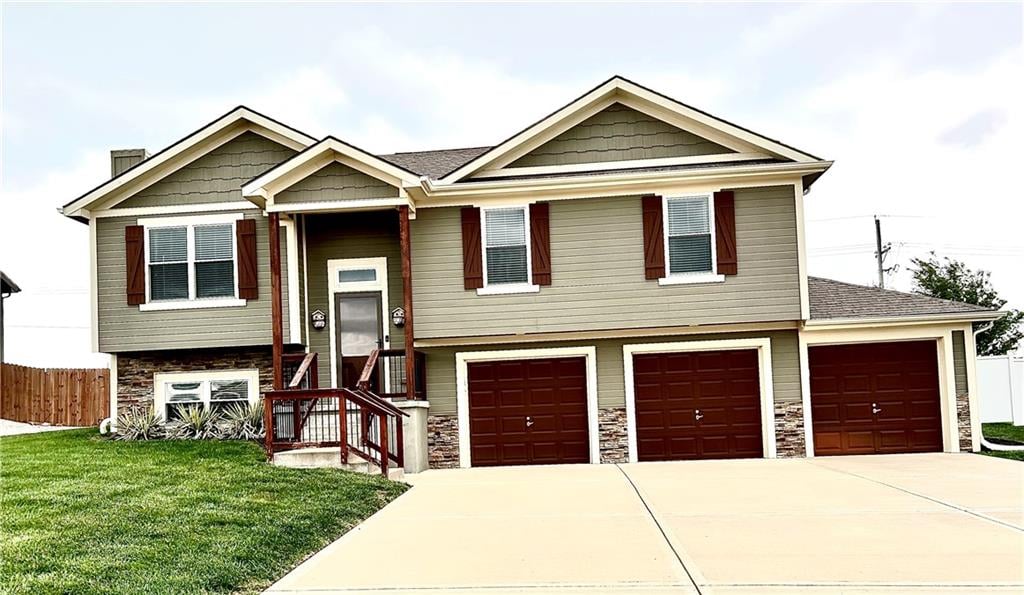 1212 Viola Street, Smithville, MO 64089 photo