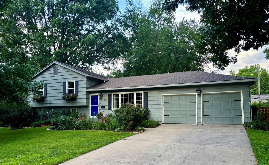 9622 England Drive, Overland Park, KS 66212 photo