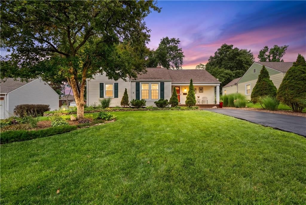 5824 Floyd Street, Overland Park, KS 66202 photo