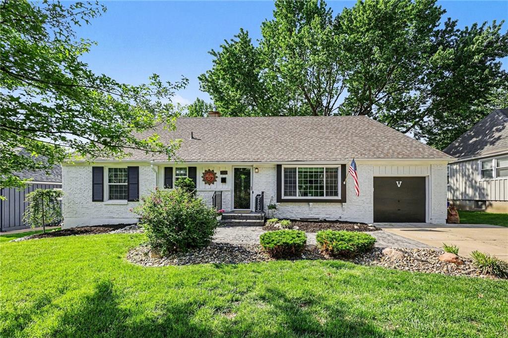 7207 W 71st Terrace, Overland Park, KS 66204 photo