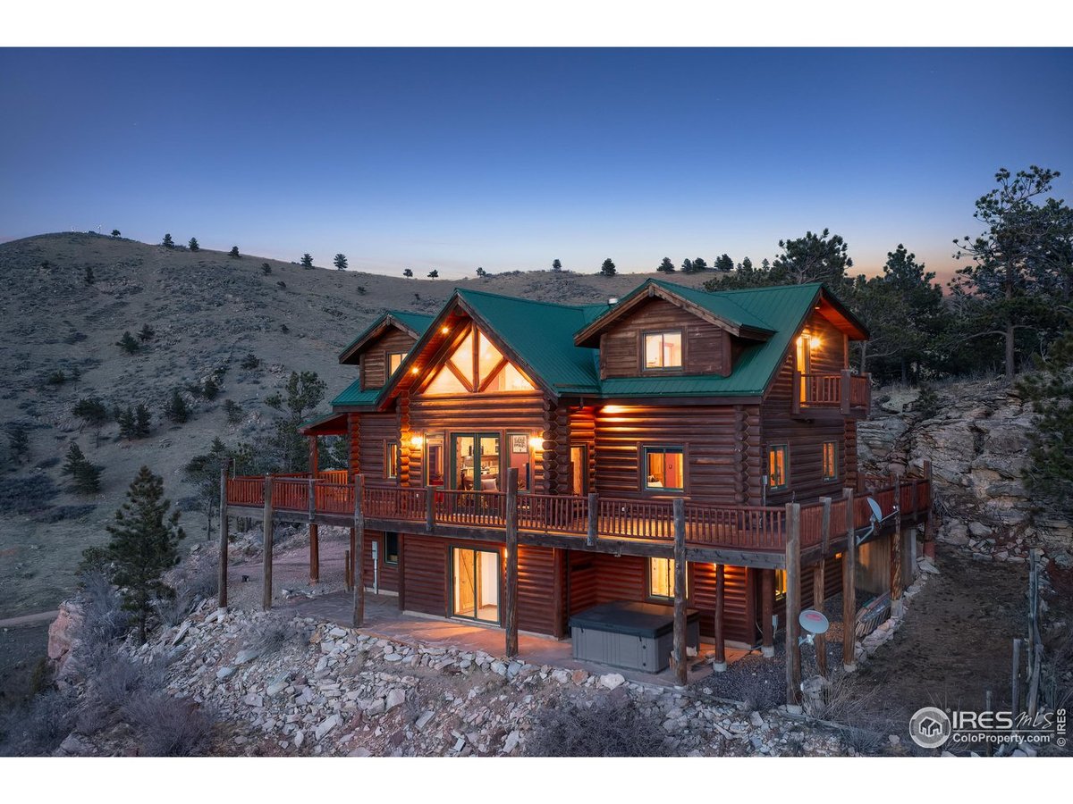 370 Blue Mountain Trl, Lyons, CO 80540