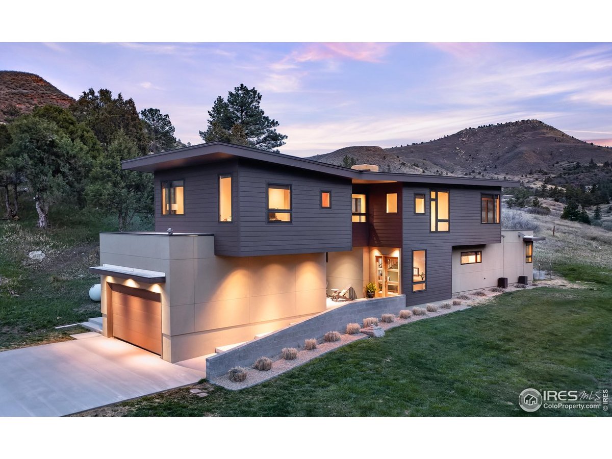 Listing Property Photo