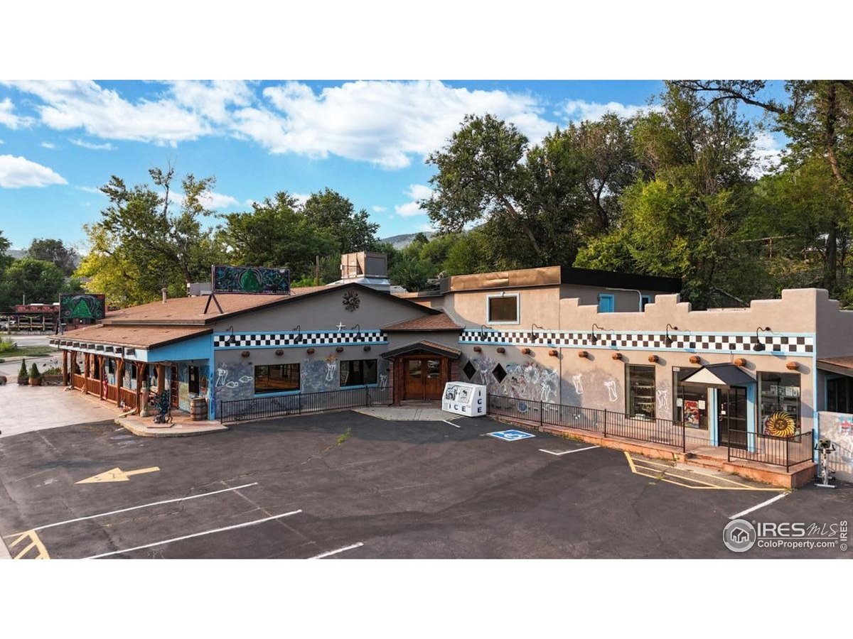 160 E Main St, Lyons, CO 80540