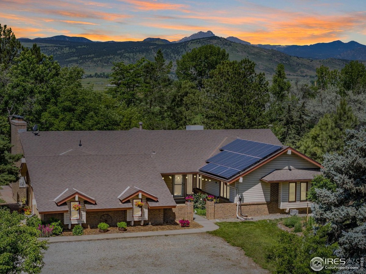 Listing Property Photo