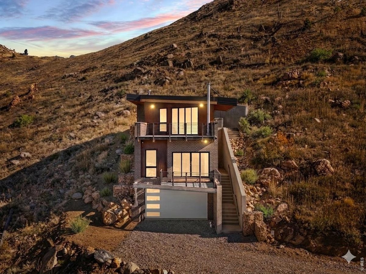 718 Emerson Gulch Rd